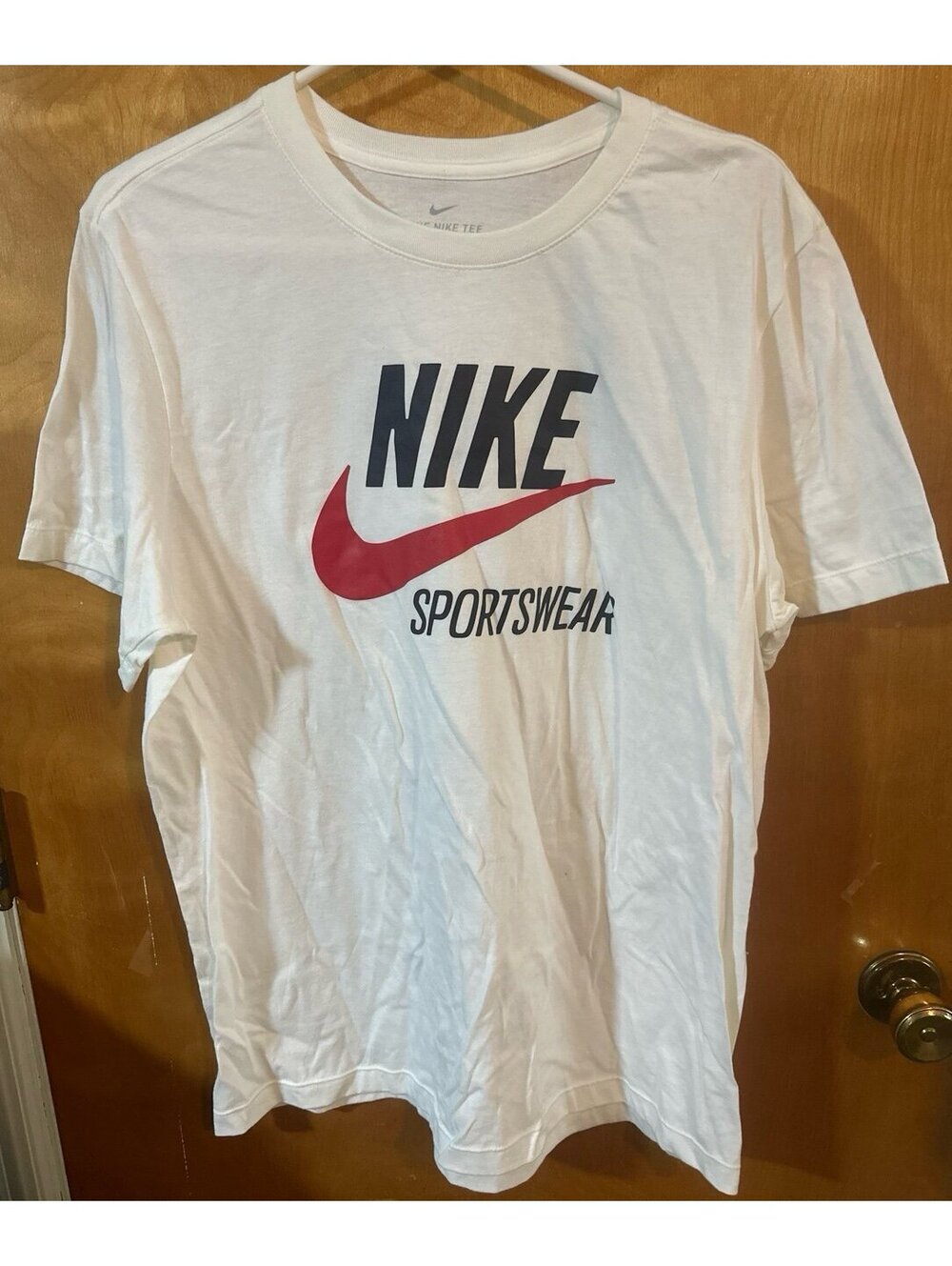 Nike tshirt size large